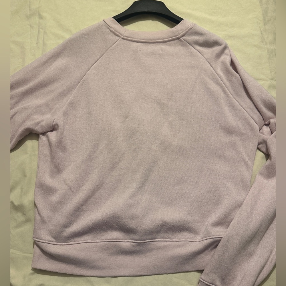 Light purple crewneck